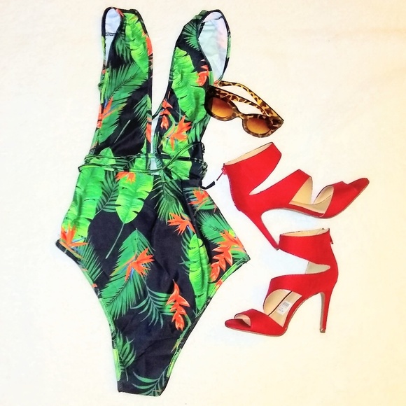 🎉HP🎉 Luxe Palm Print One Piece Swimsuit & Cover - Picture 7 of 8